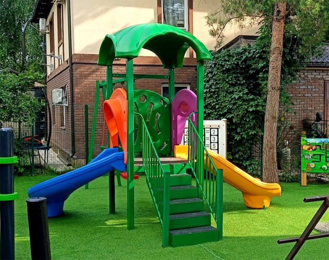 Искусственный газон для детских площадок TORUDA Kids с укладкой - вид 5