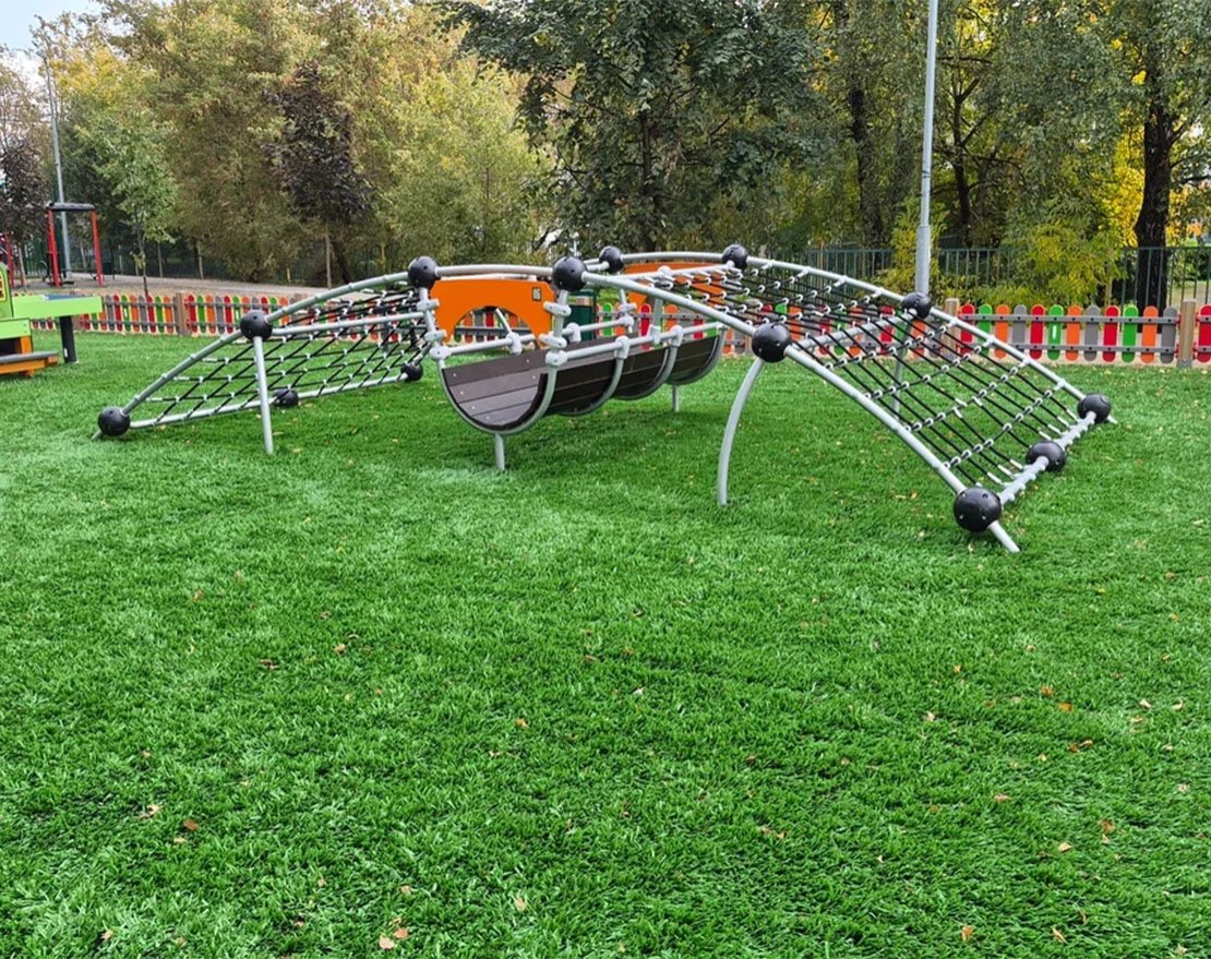 Искусственный газон для детских площадок TORUDA Kids с укладкой - вид 8